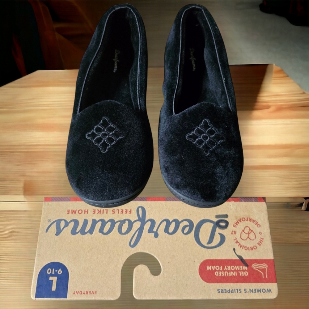 NWT DEARFOAMS  (9-10) "REBECCA" Black Velour Closed Back Slippers
